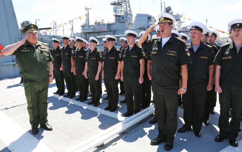 Офицеры ЧФ ВМФ России 2010 год