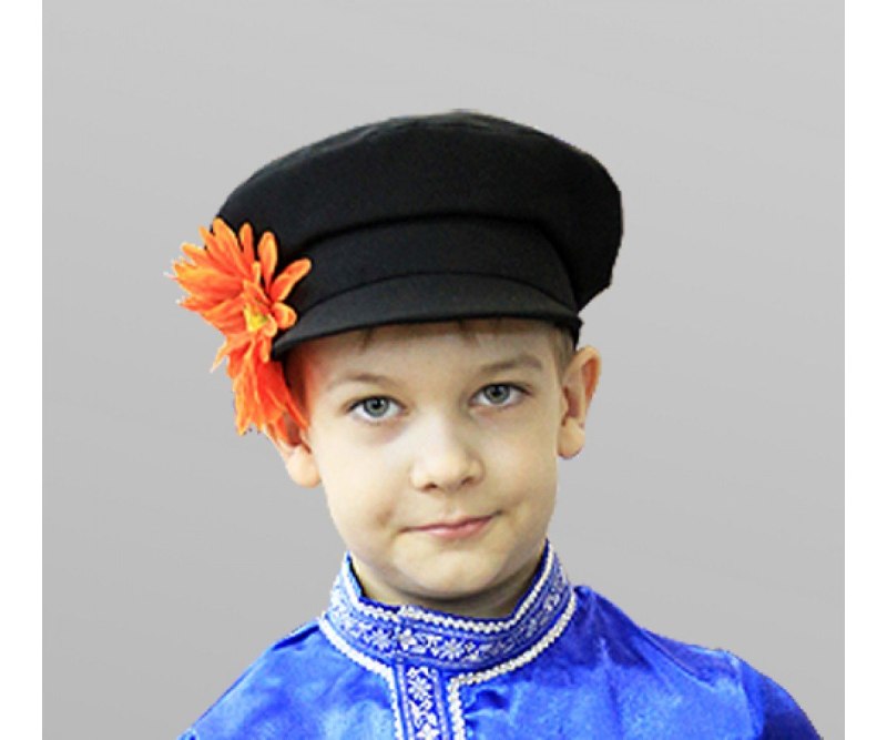 Фуражка с цветочком для мальчика