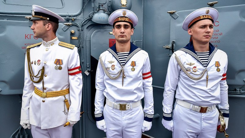Белая парадная форма ВМФ офицеров рф2021