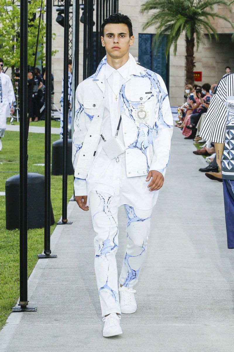 Dolce Gabbana мужской костюм 2022