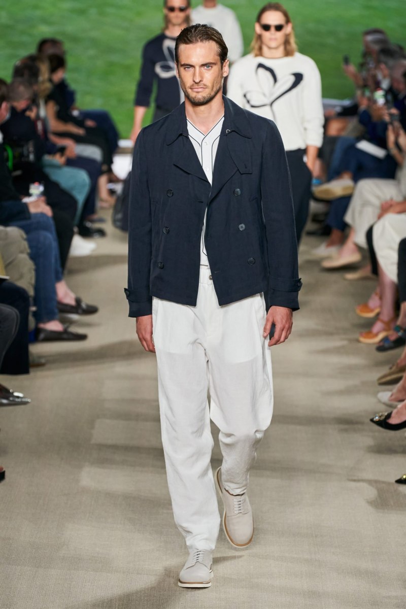 Мужская коллекция Giorgio Armani 2022