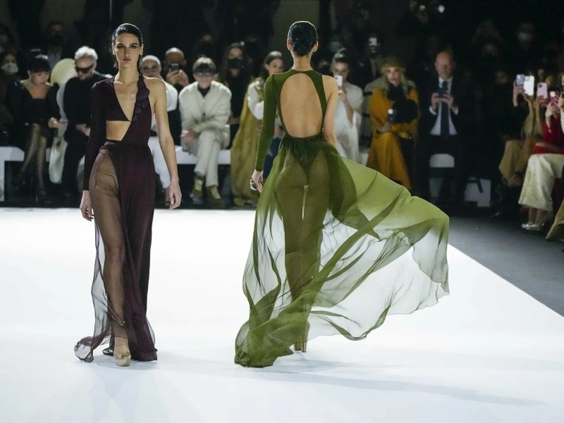 Неделя высокой моды в Париже 2022 модный показ Chanel