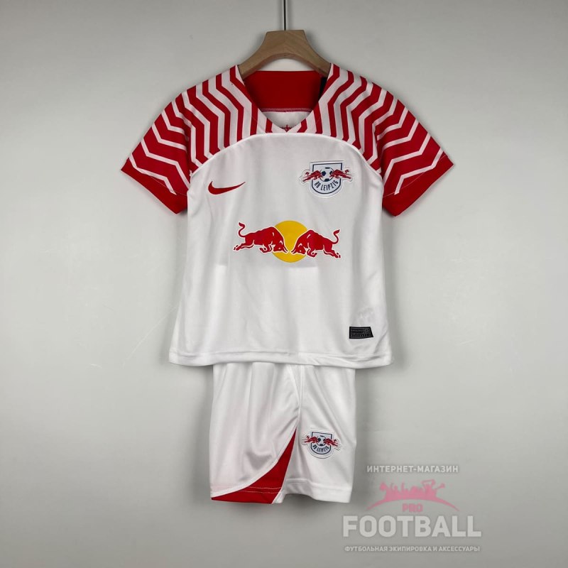 Футбольная форма Red bull Leipzig