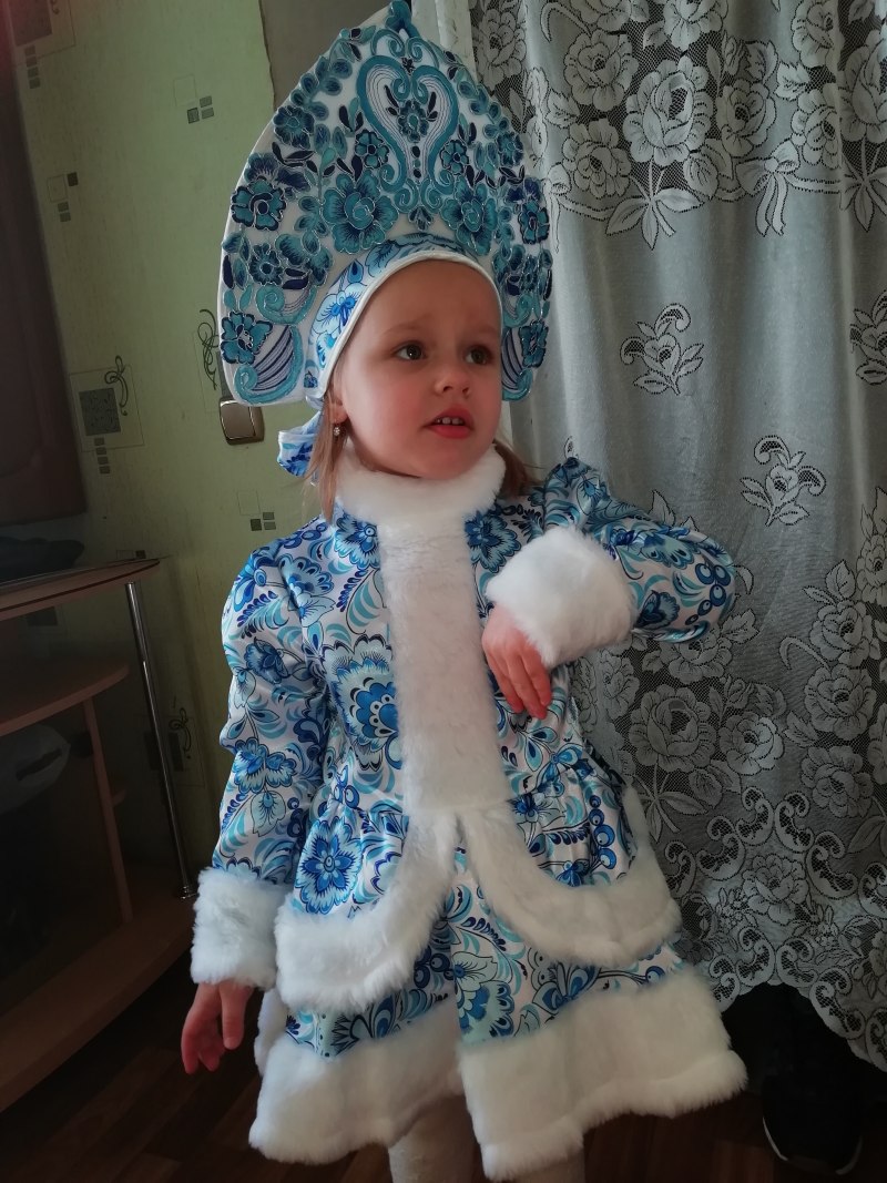 Снегурочка Гжель батик