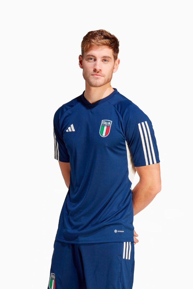 Adidas футболка Italy