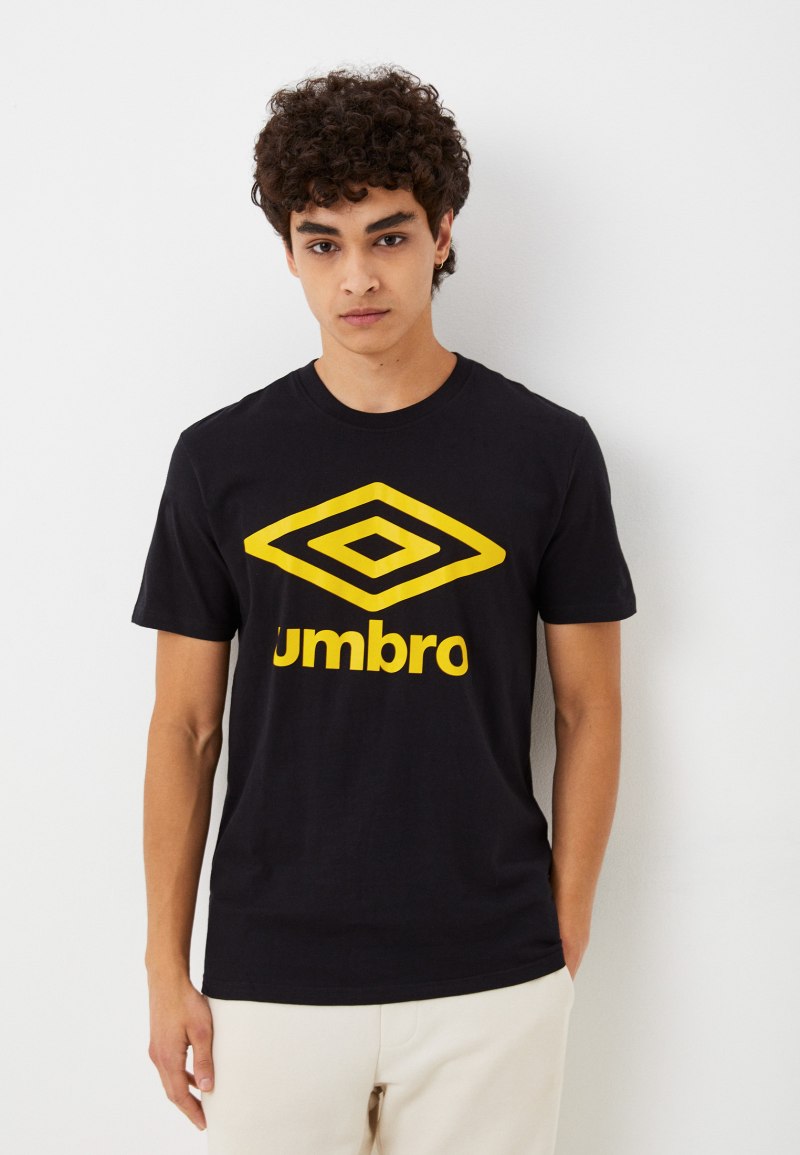 Umbro футболка черная