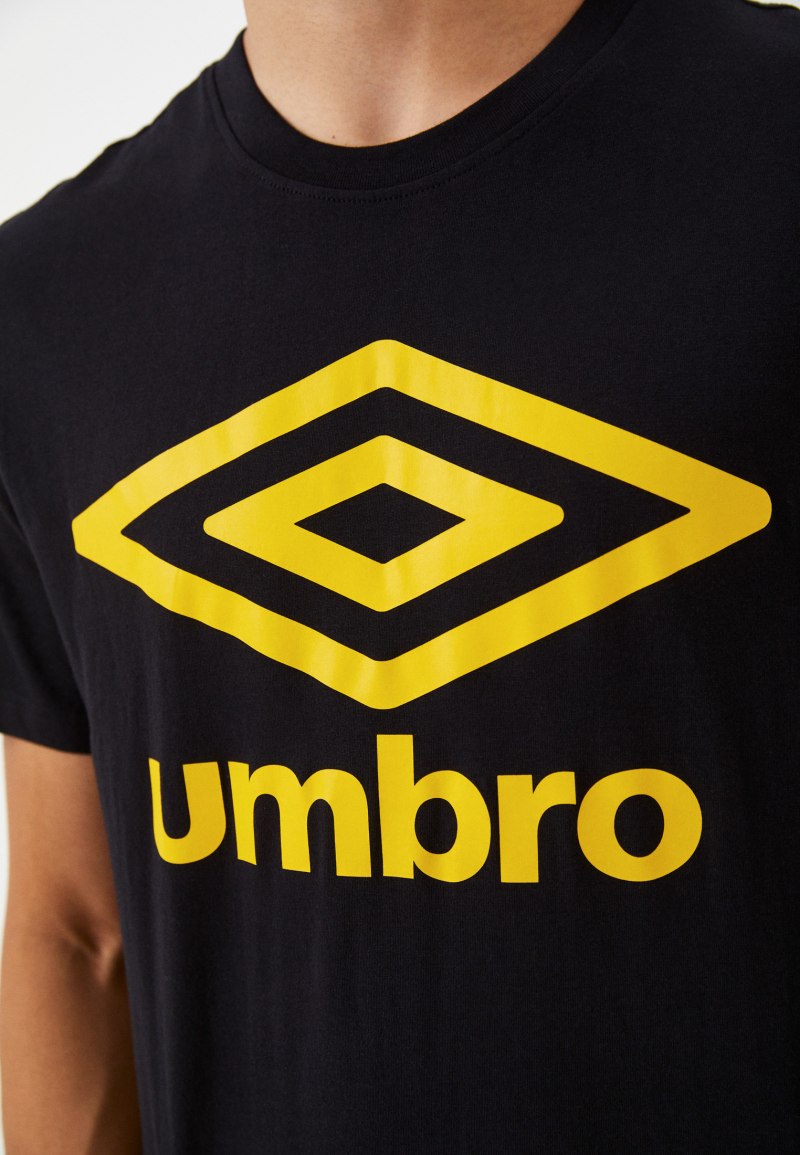 Umbro футболка черная