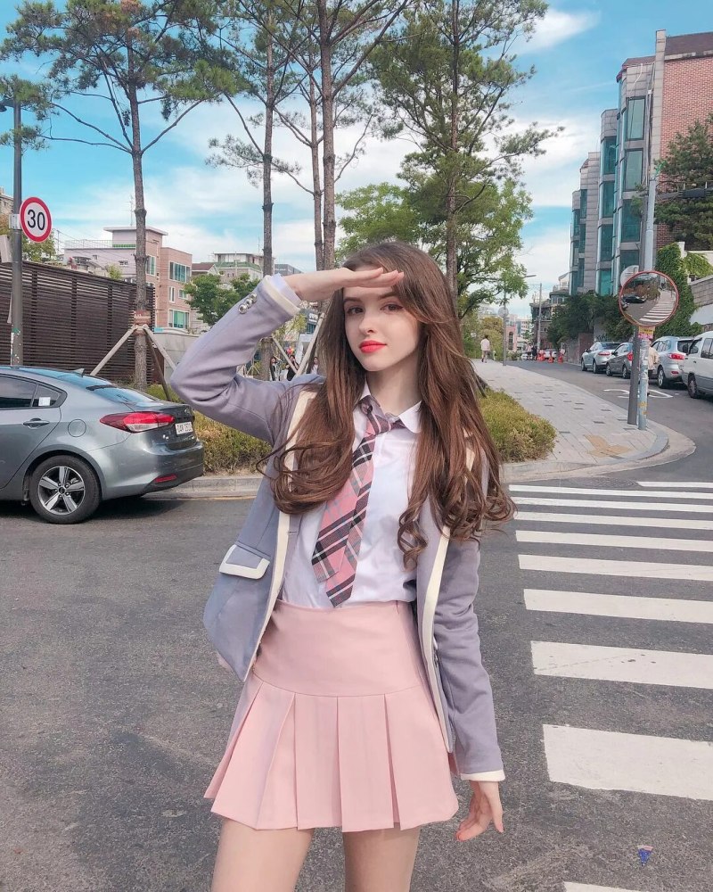 Elina karimova Корея
