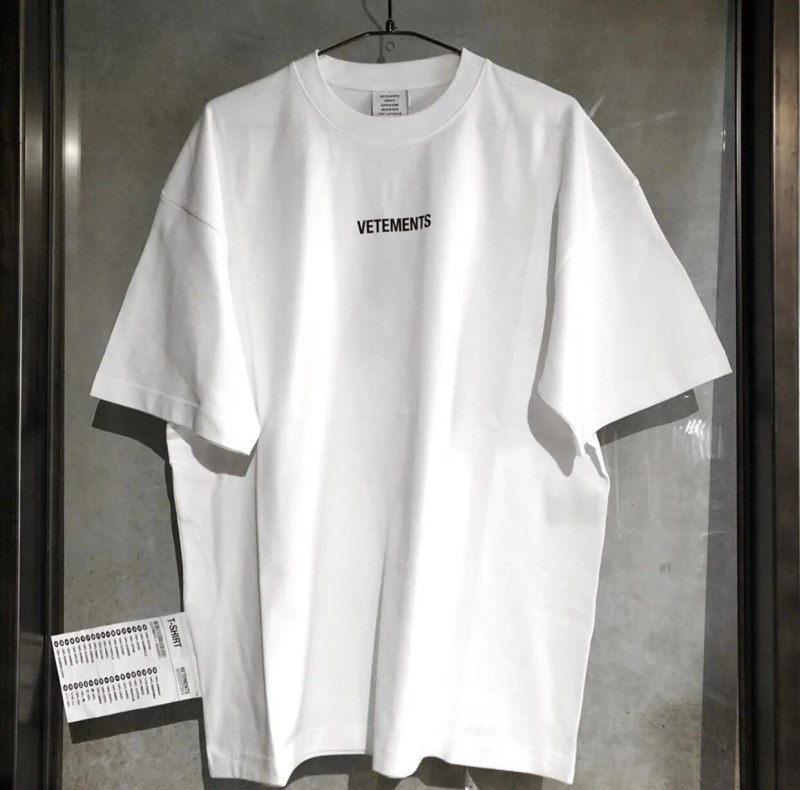Футболка vetements с биркой