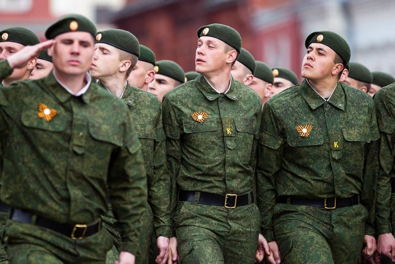 Парадная форма военнослужащих Российской армии 2022г