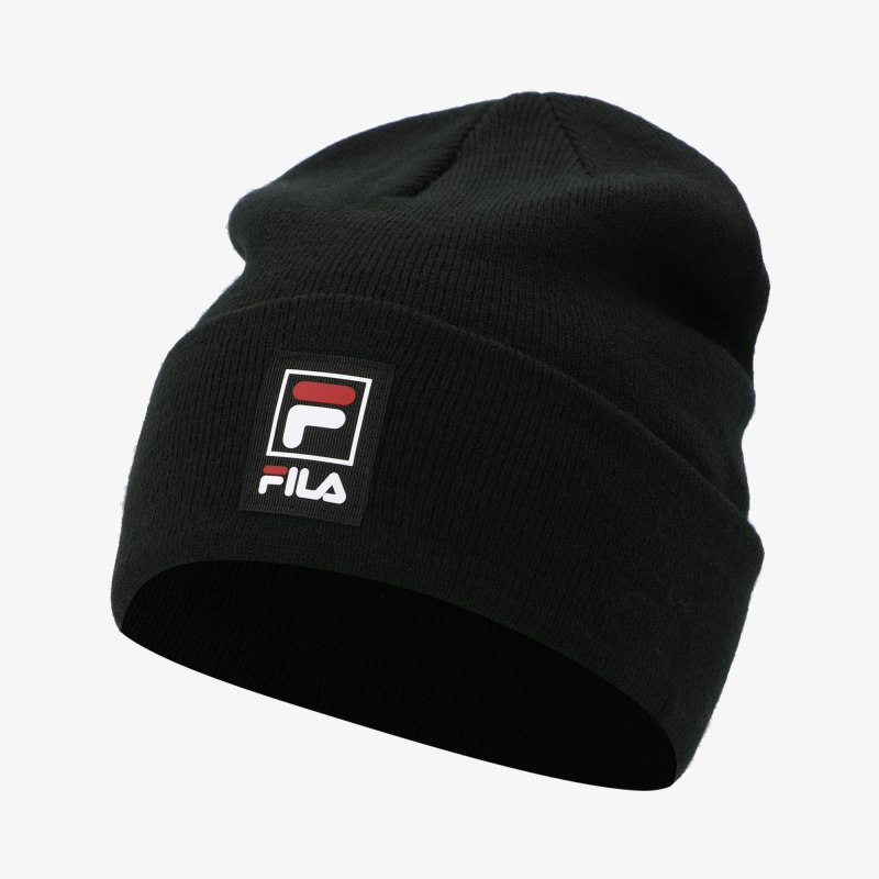 Шапка белая Fila