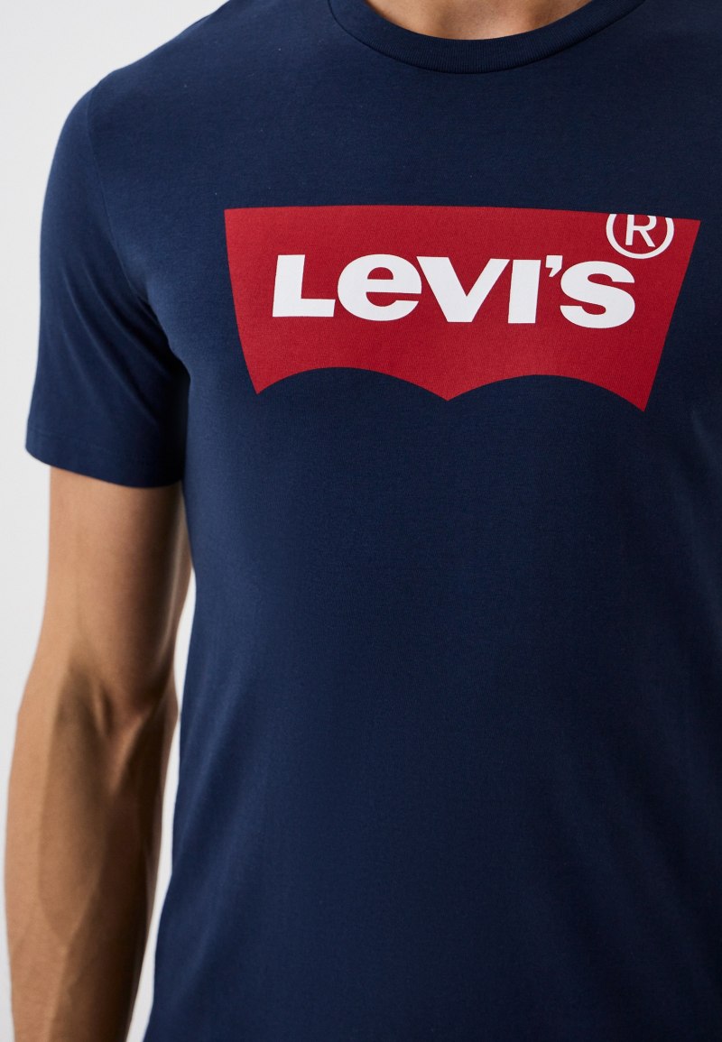1778301390 Levis
