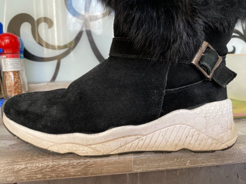 Как чистить замшевые ботинки