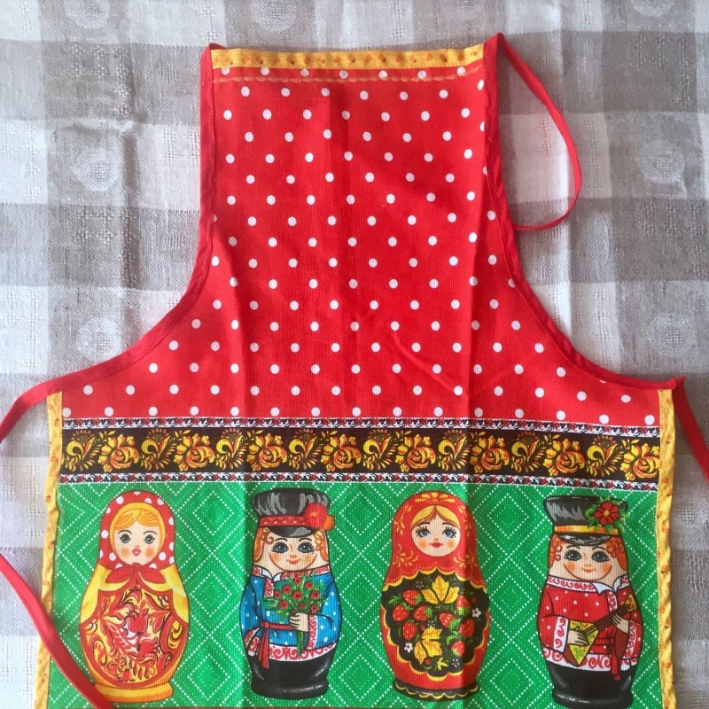 Передник в русском народном стиле