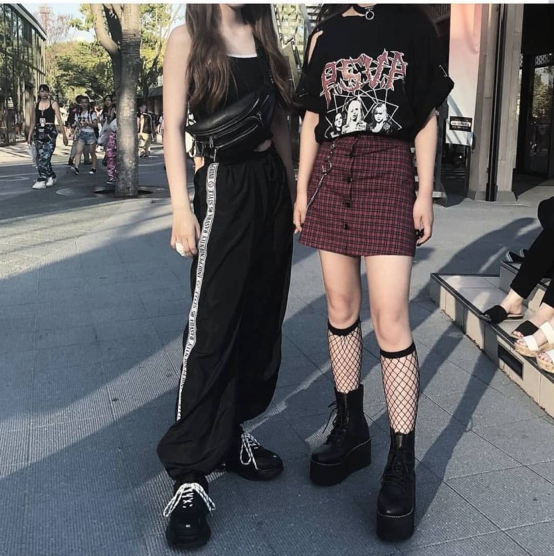 E-girl стиль одежды