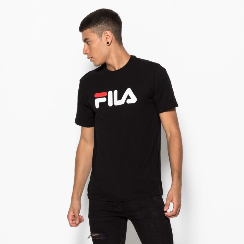 Бренд одежды Fila