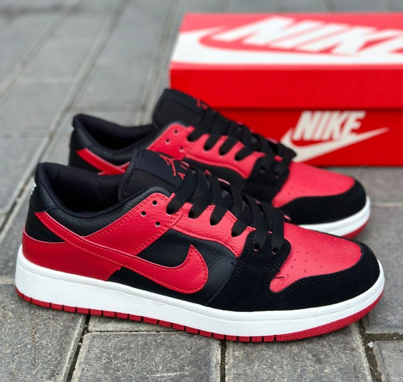 Nike SB Dunk Chicago