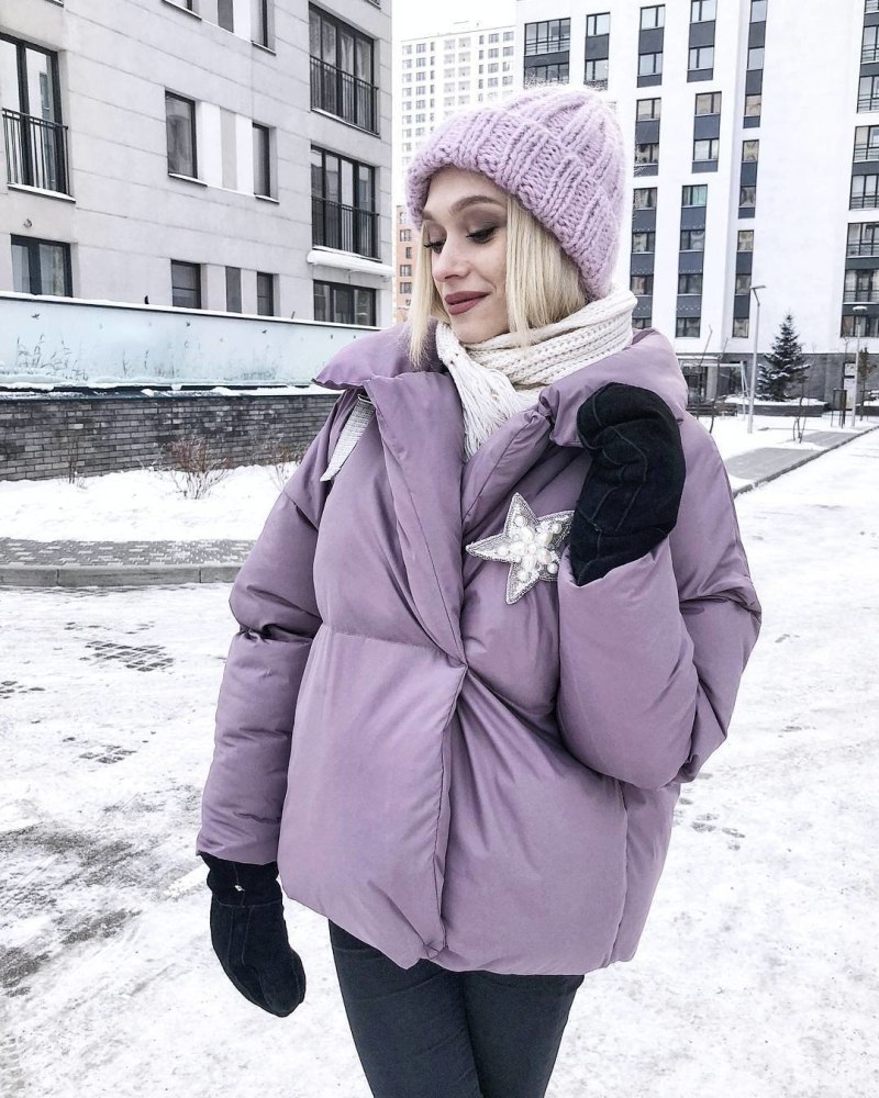 Фиолетовый пуховик
