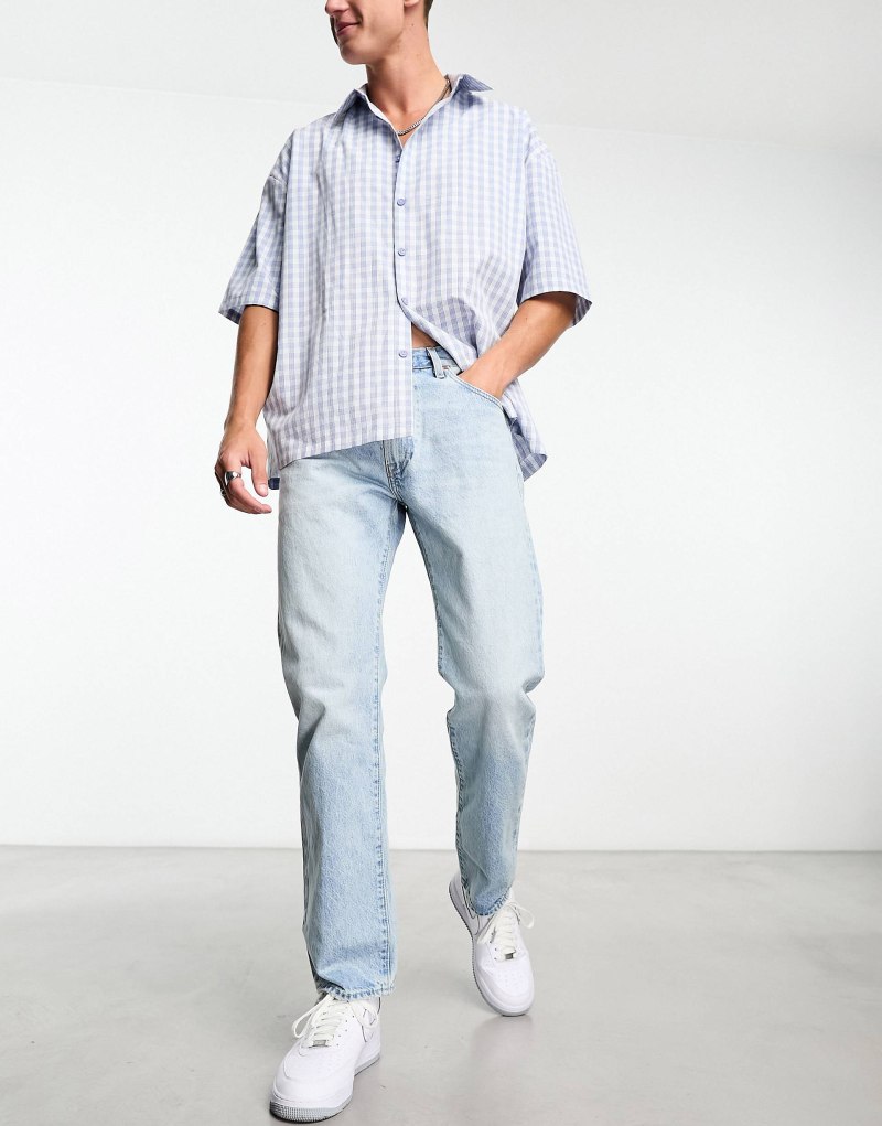 Levis 551