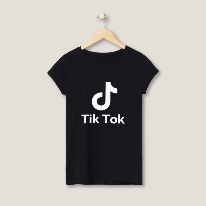Черная футболка тик ток