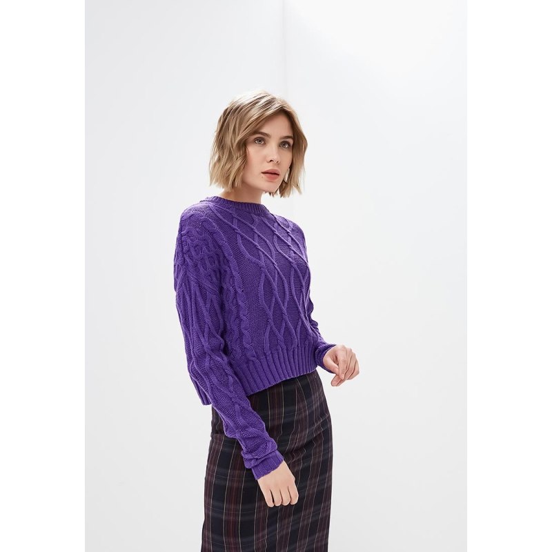 Сиреневый свитер