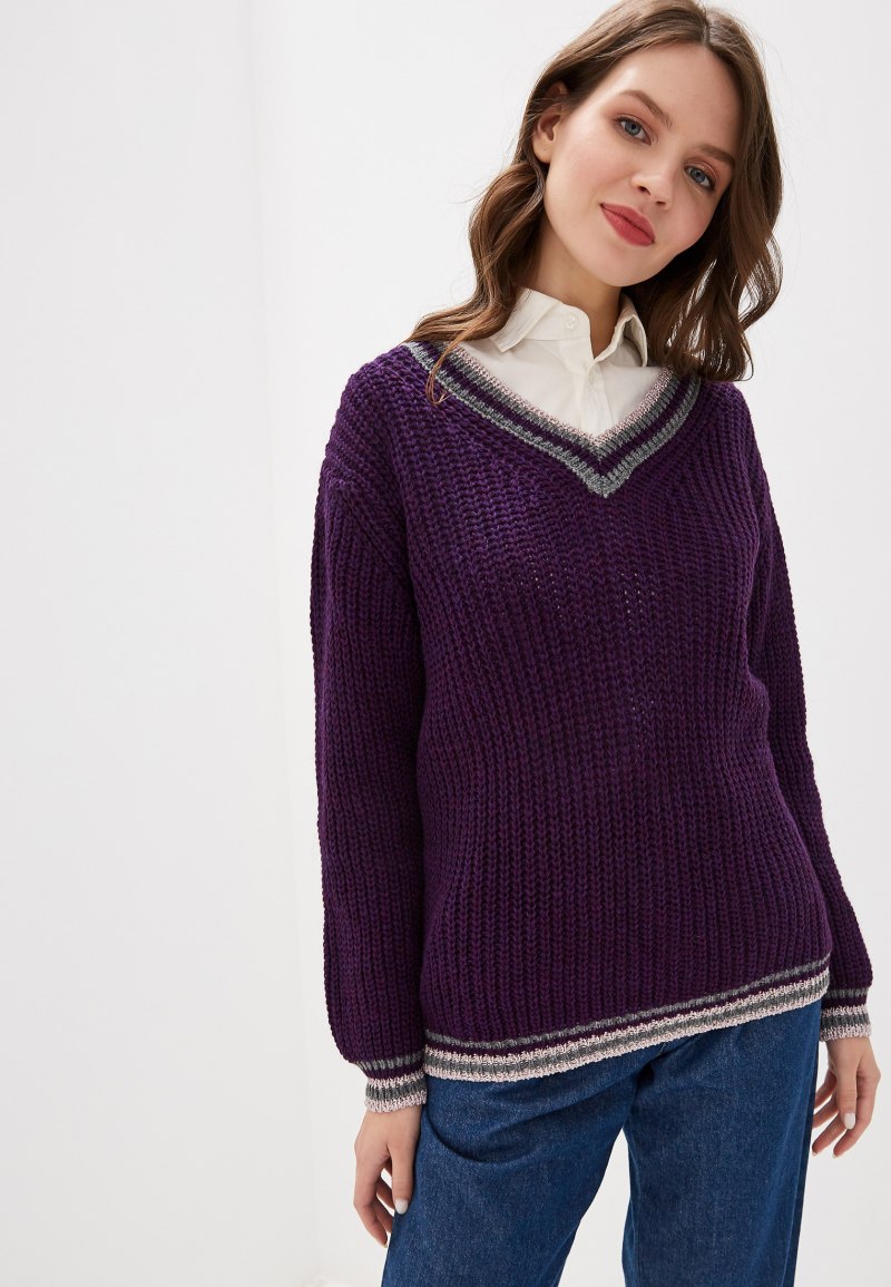 Фиолетовый свитер