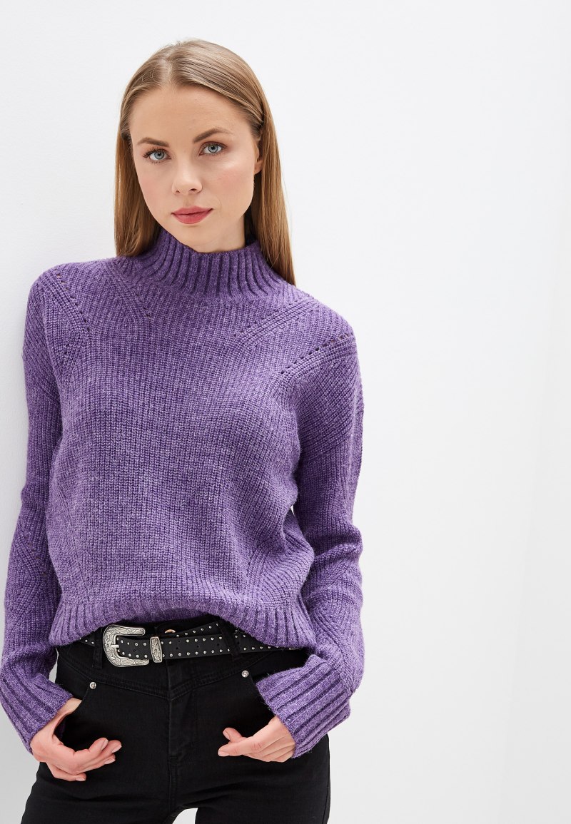 Фиолетовый джемпер