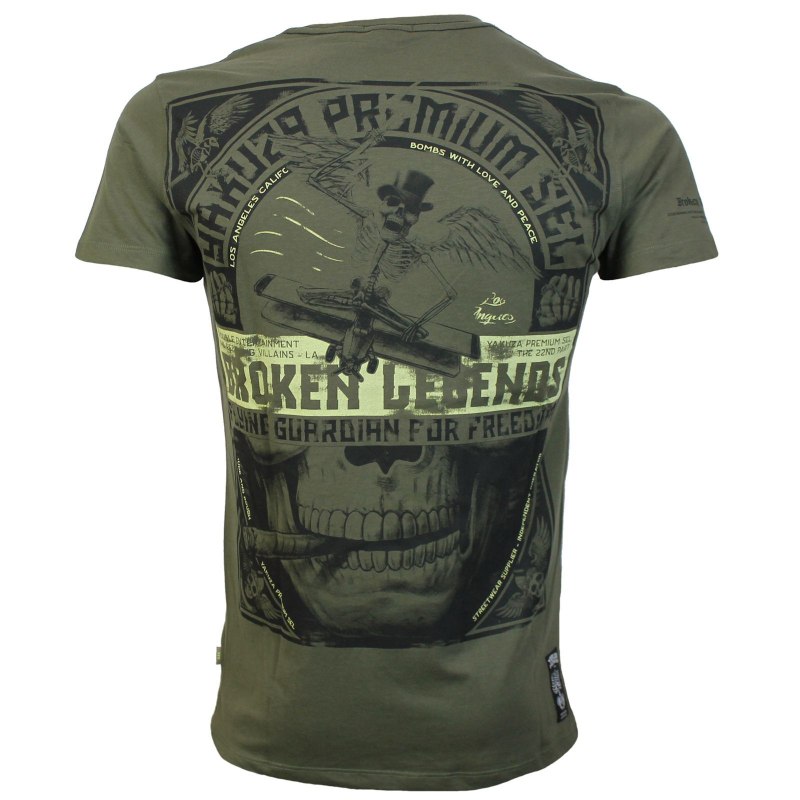 Оливковая футболка