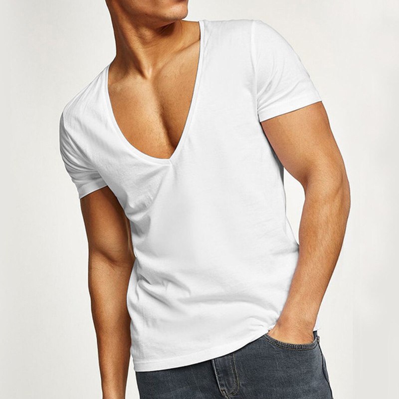 Футболка с глубоким вырезом мужская