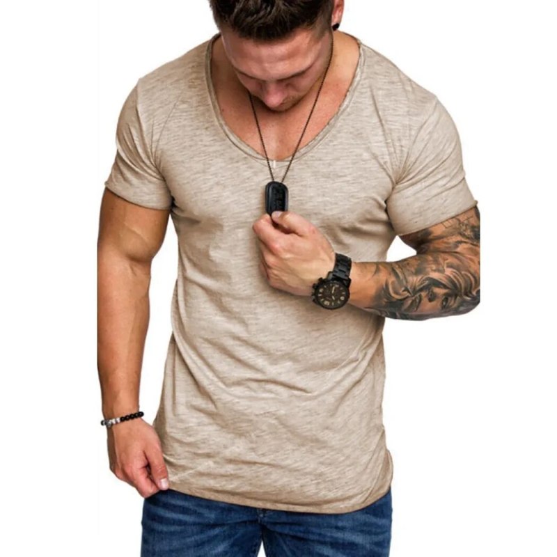 Футболка с широким вырезом мужская