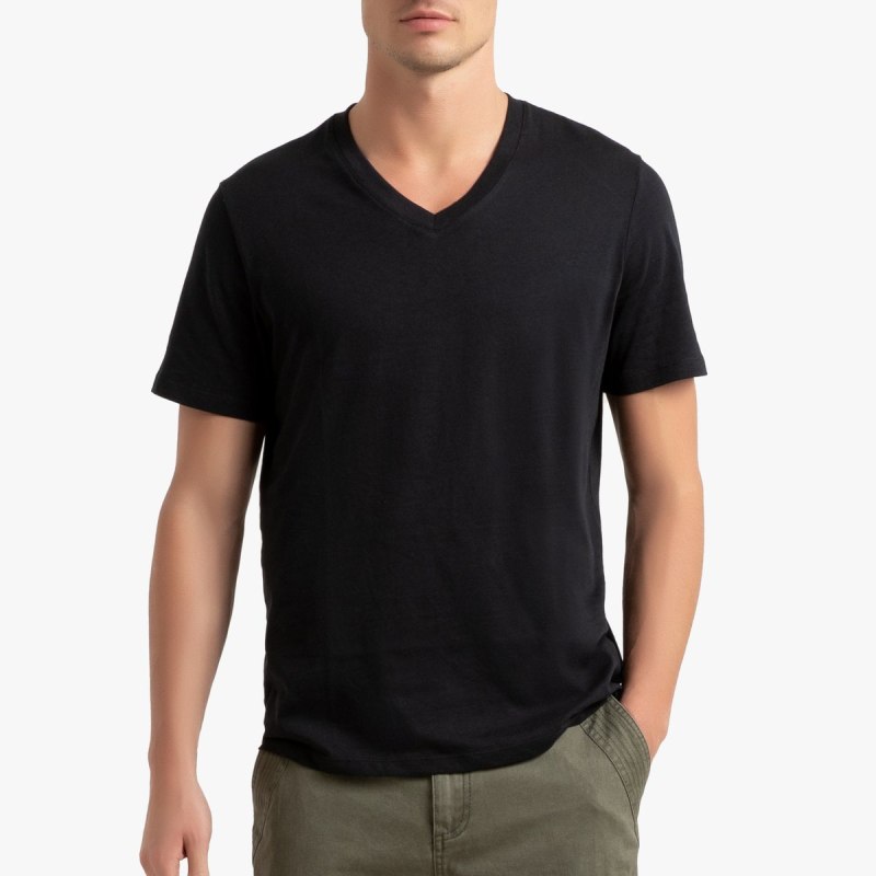 Футболка с v образным вырезом