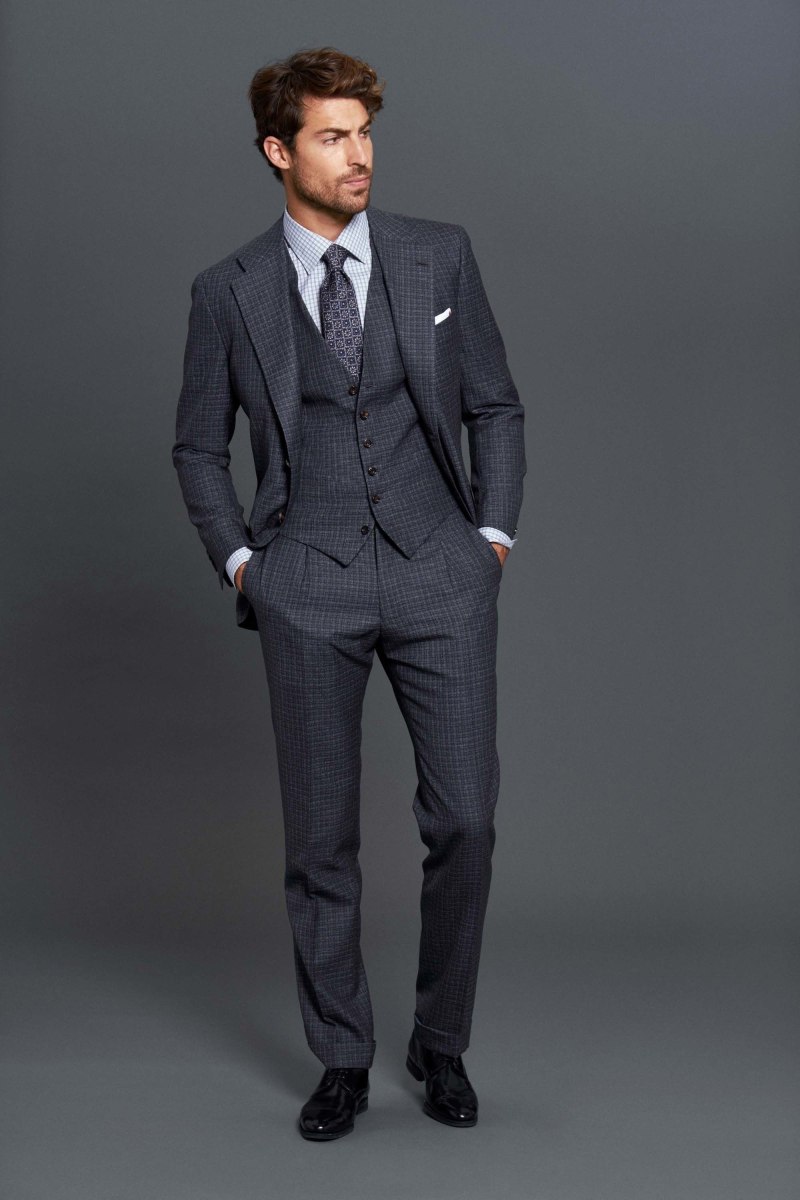 Стильный костюм
