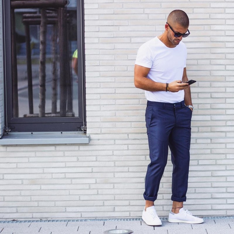 Кроссовки под брюки