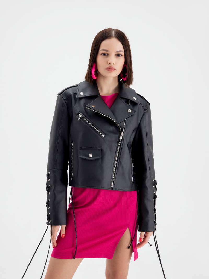 Укороченная косуха оверсайз