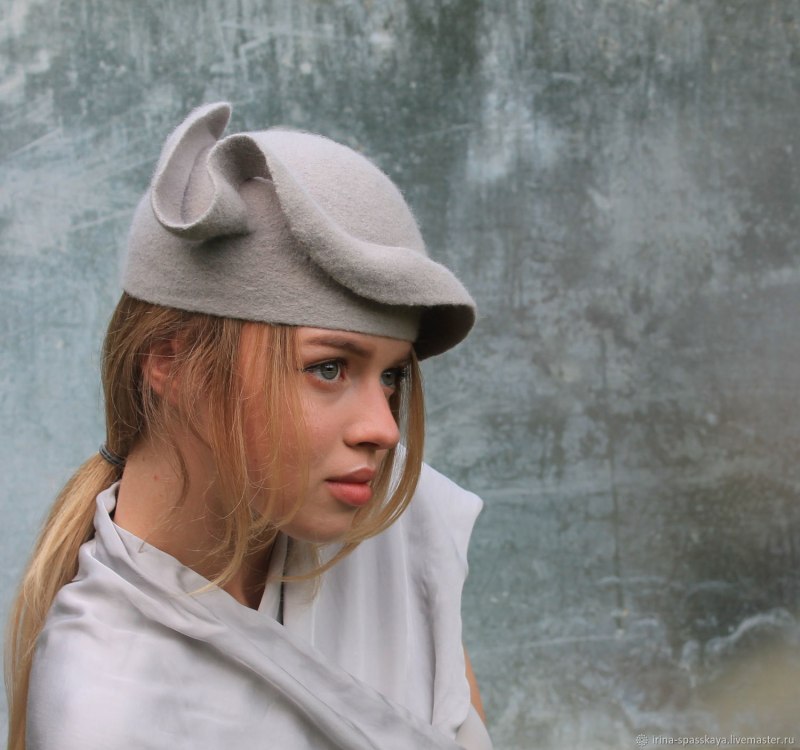 Ирина Спасская шляпы