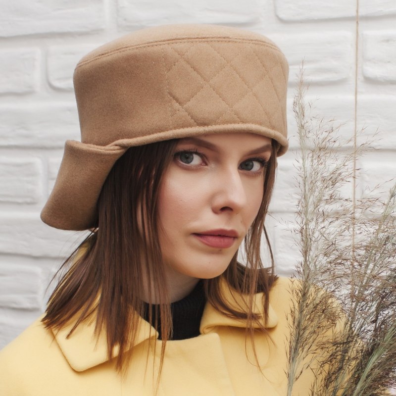 Шляпы из тока Бруа