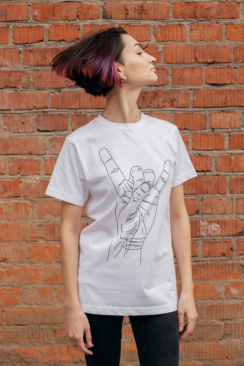 Футболка с принтом козы