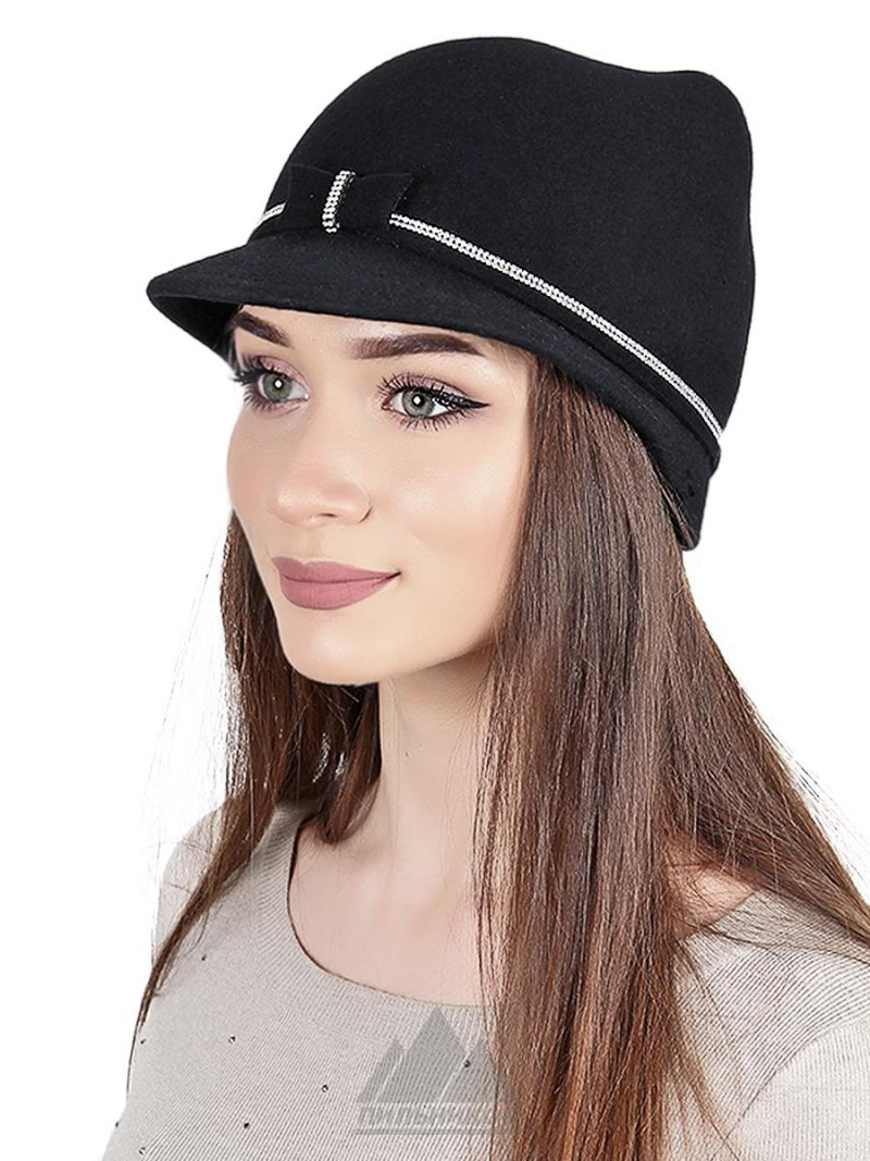 Кепка жокейка женская