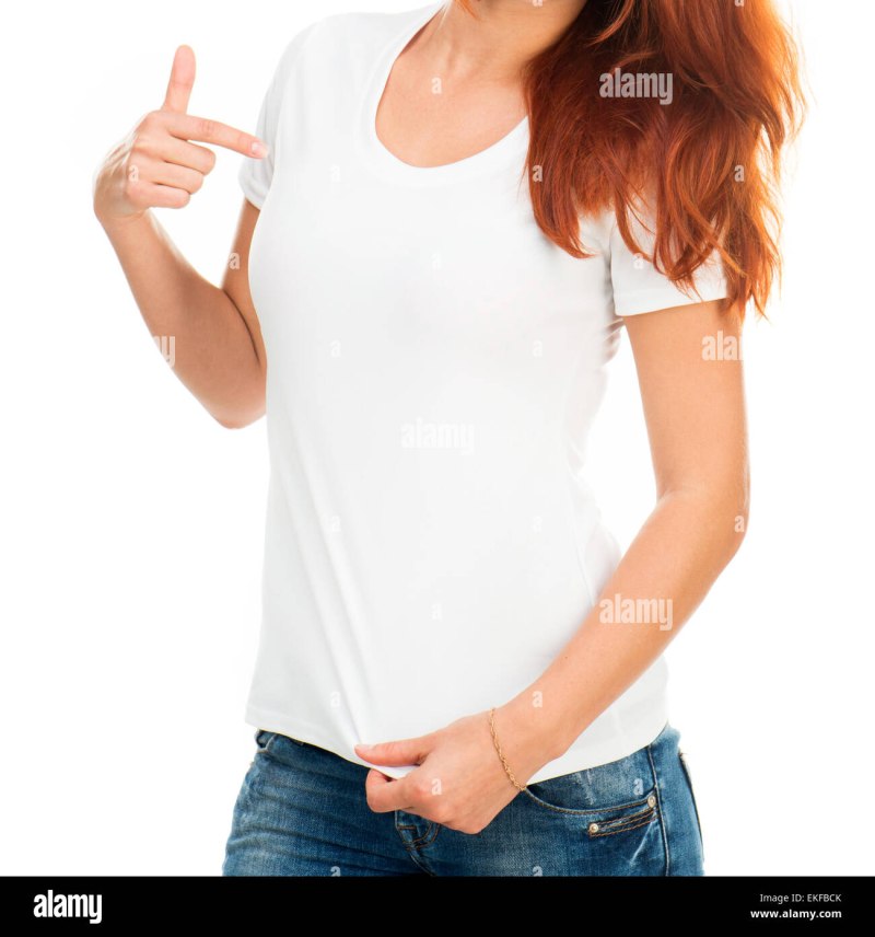 Потные футболки девушки