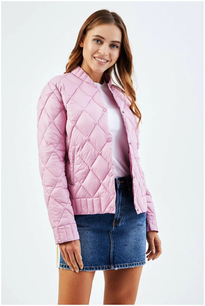 Женские весенние куртки 2022 стеганные