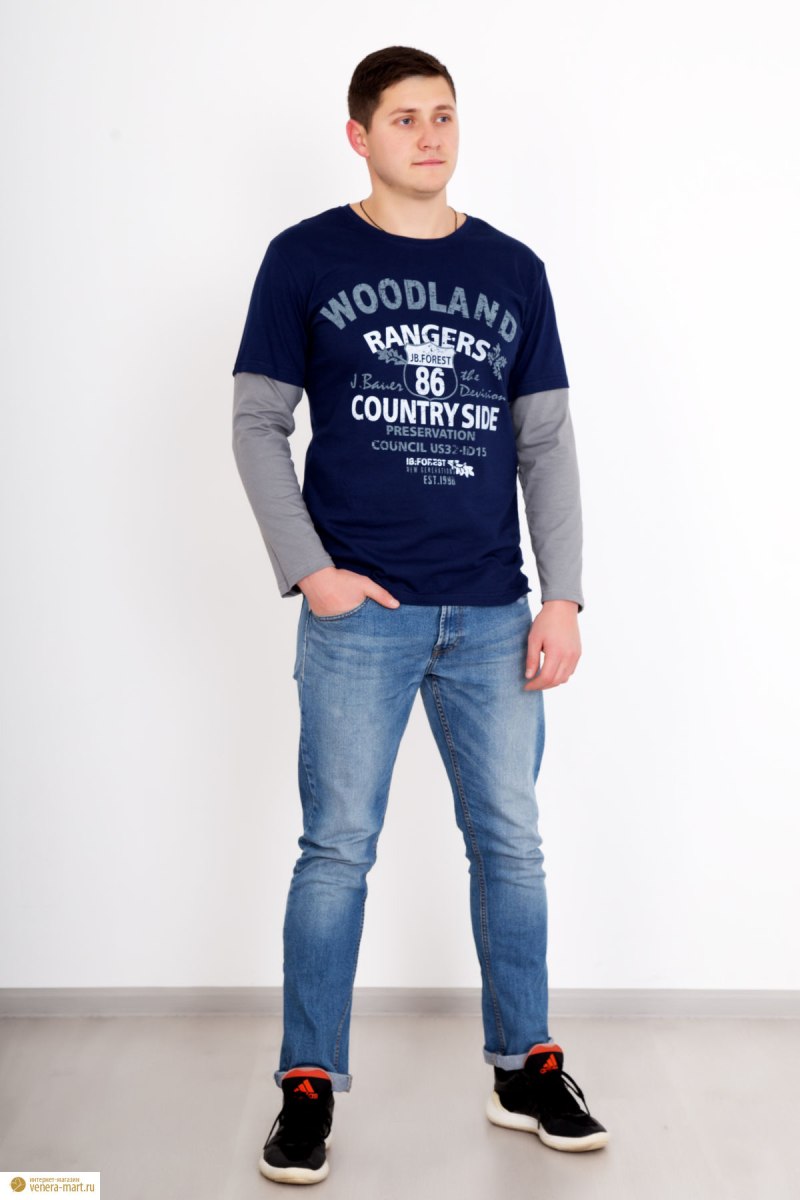 Футболка поверх водолазки