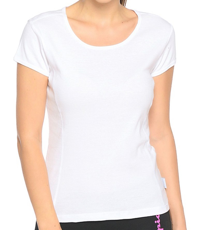 Белая футболка