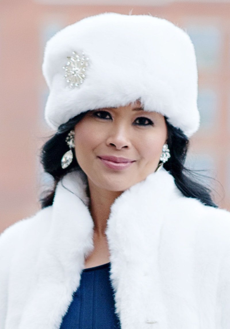 Меховые шапки для женщин