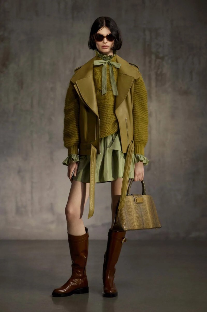 Модная верхняя одежда лето 2022 женская