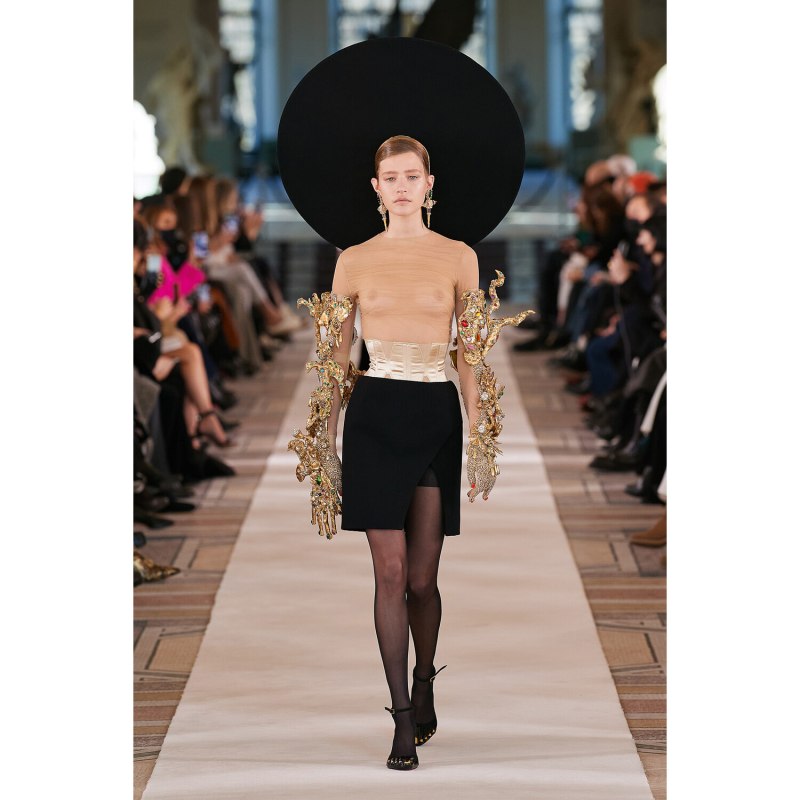 Schiaparelli Haute Couture Весна лето 2022