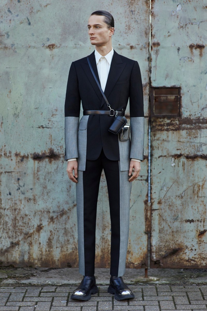 Alexander MCQUEEN осень зима 2020 - 2021