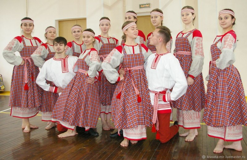 Костюмы для народного ансамбля