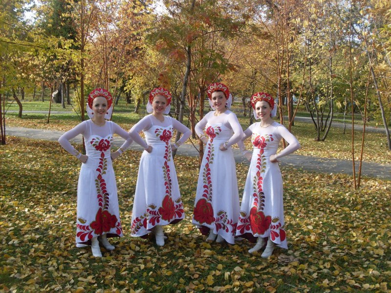 Современное народное платье