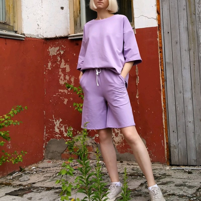 Костюм шорты и футболка женская оверсайз