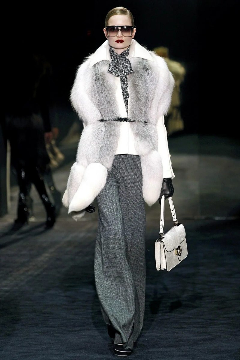 Gucci шубы 2022